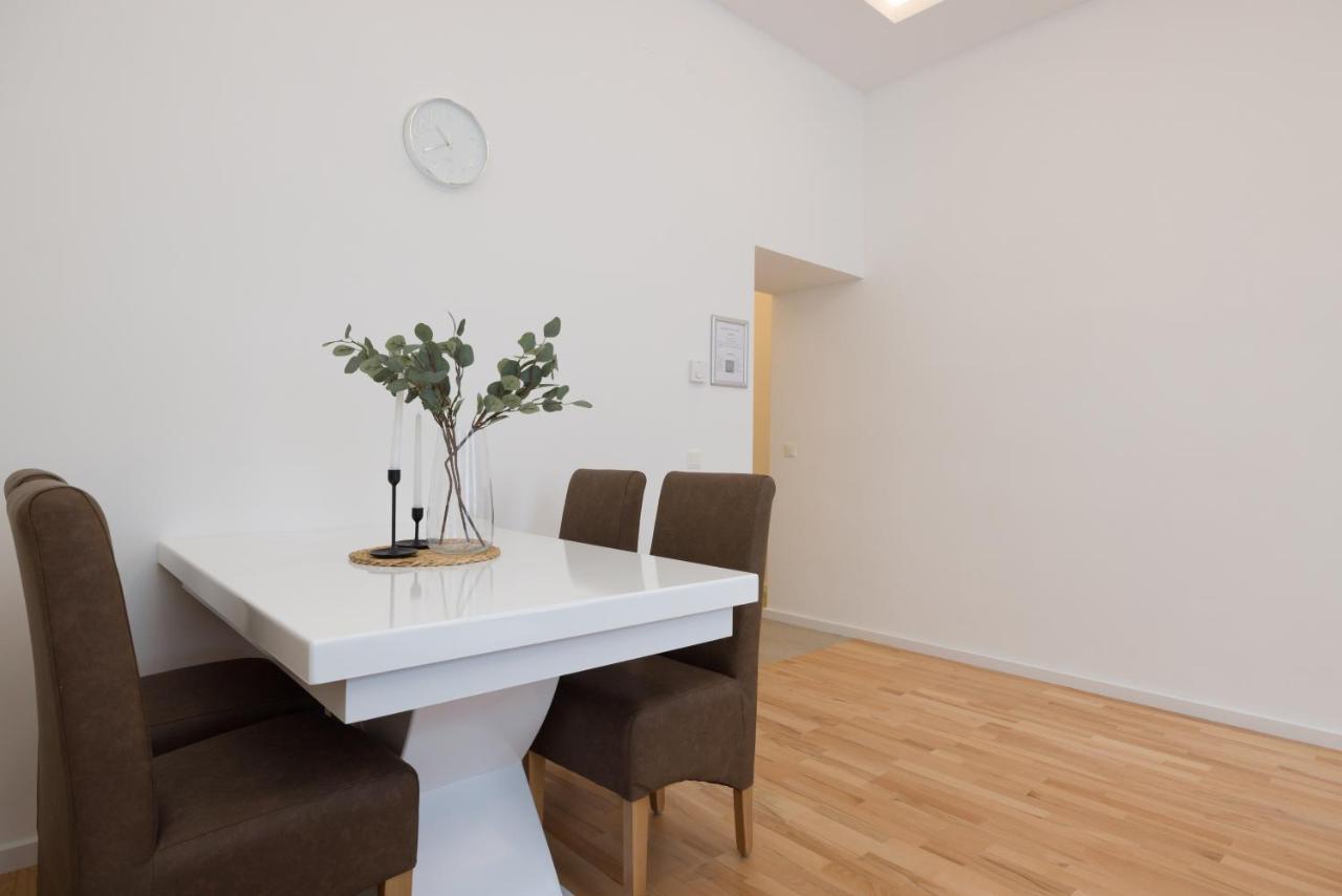 Relax Apartments 1120 Вена Экстерьер фото